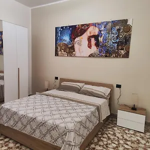 https://casa-vacanza-donna-caterina.sicilyhotelsitaly.net