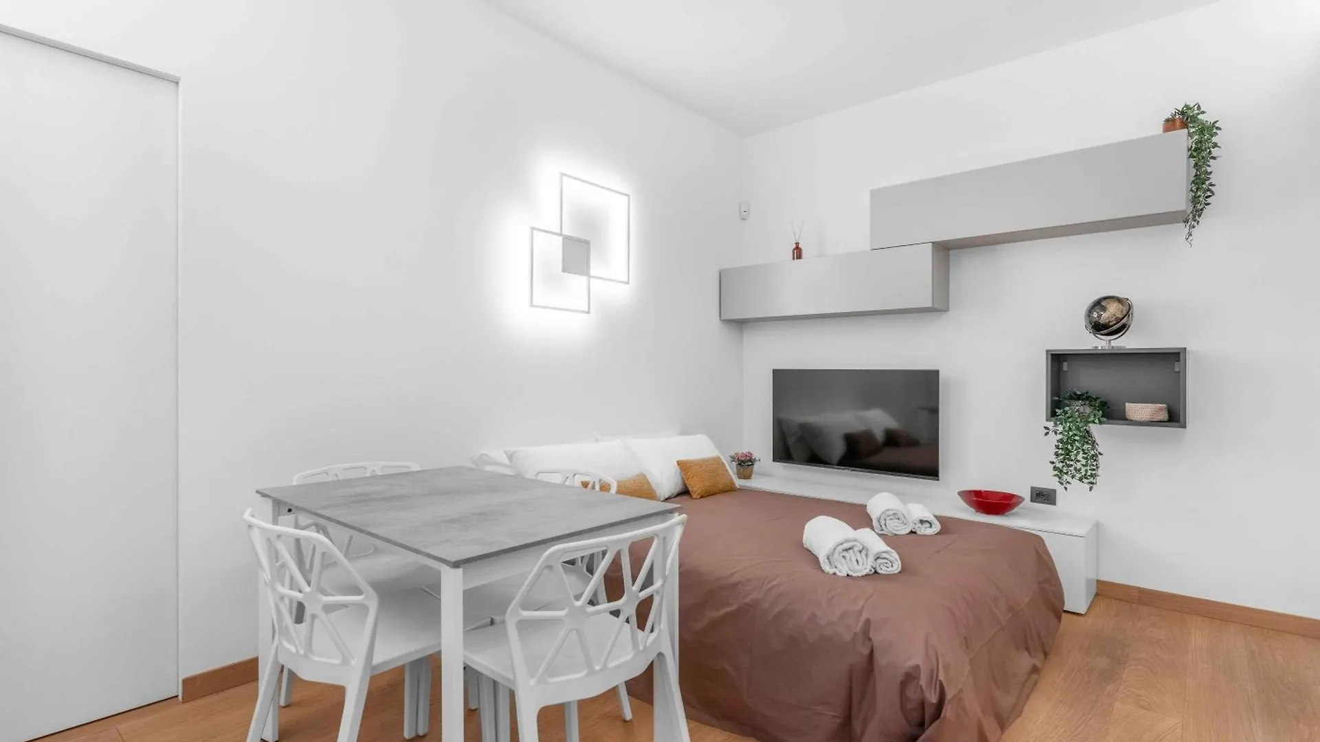 Sebenico 10 Apartment Milan Italy